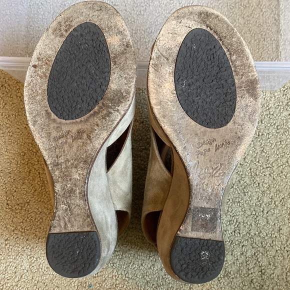 Buttery soft suede wedges! - Picture 6 of 10